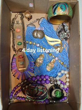 Layered Blue Seed Bead Bracelets Gold Accents Jewerly Lot Bundle Jar Mystery Pin